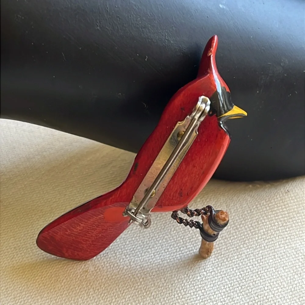 Vintage Hand Painted Red Cardinal Carved Wood Bird Pin Brooch!
